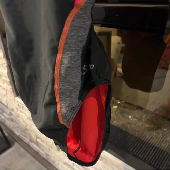 Speedo size 12 Black red and gray Pro LT one piece swimsuit - Picture 5 of 9